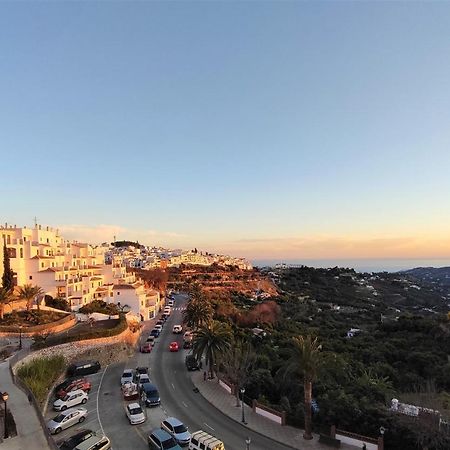 Lovely 2 Bedroom Apartment With Sea View, Frigiliana Esterno foto