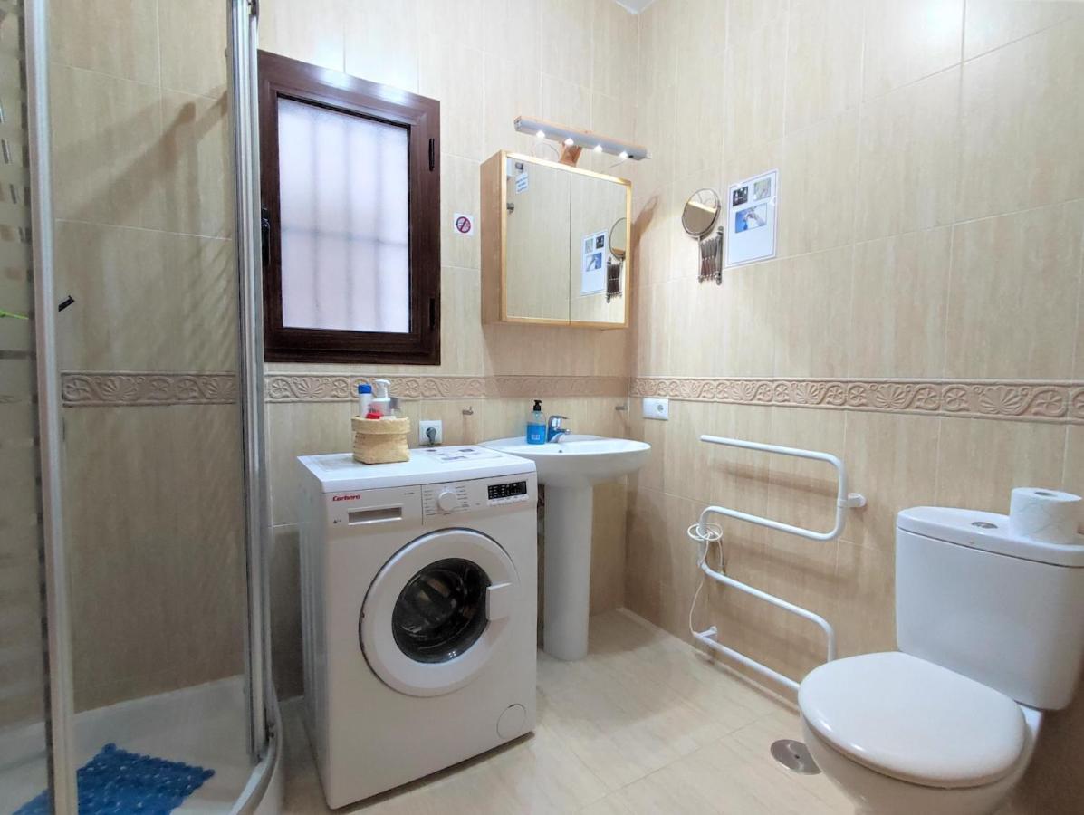 Lovely 2 Bedroom Apartment With Sea View, Frigiliana Esterno foto