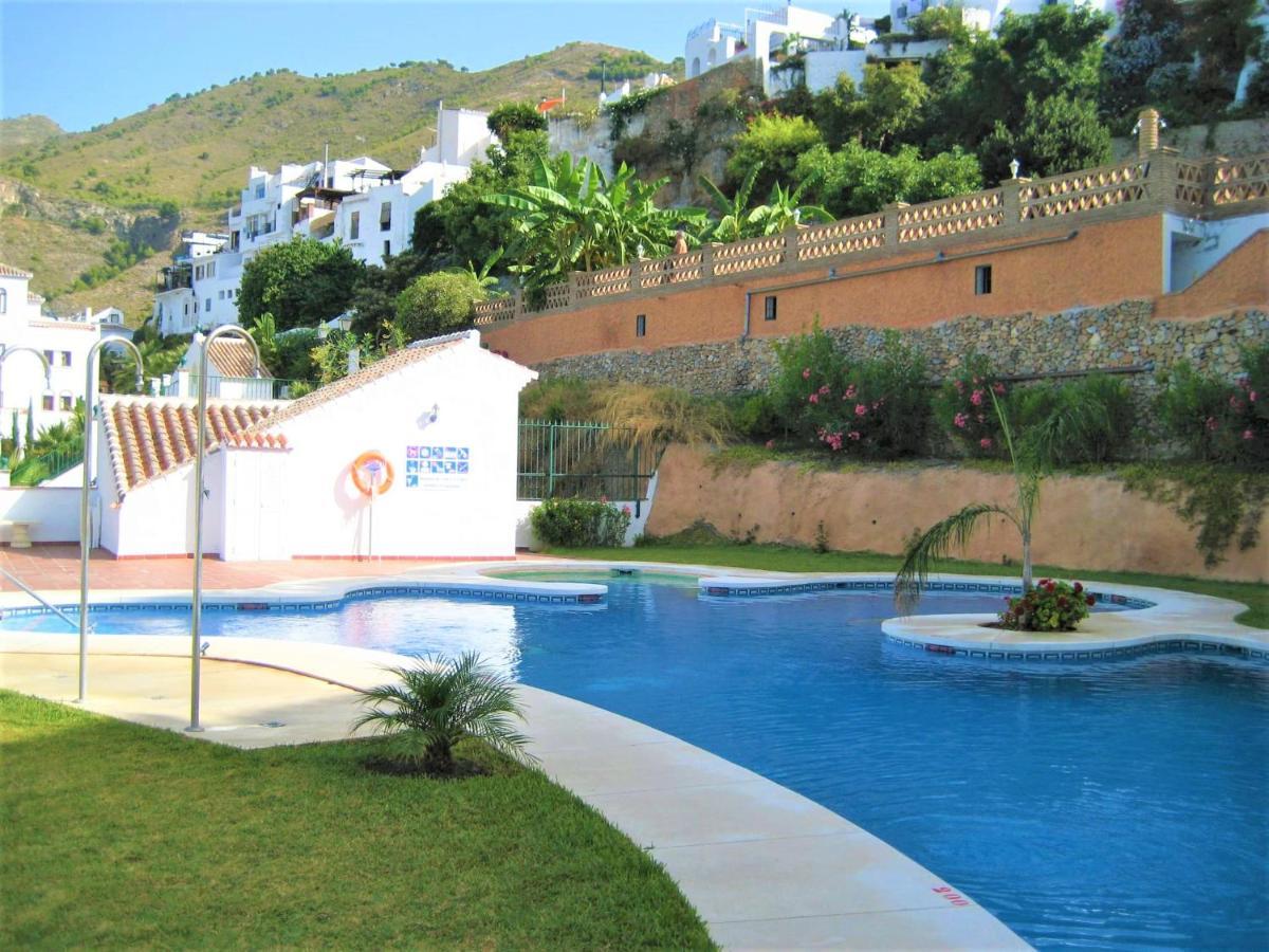 Lovely 2 Bedroom Apartment With Sea View, Frigiliana Esterno foto