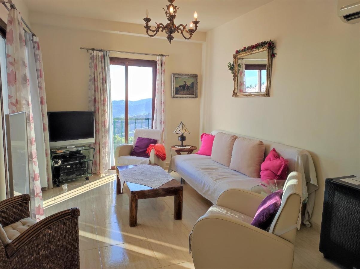 Lovely 2 Bedroom Apartment With Sea View, Frigiliana Esterno foto